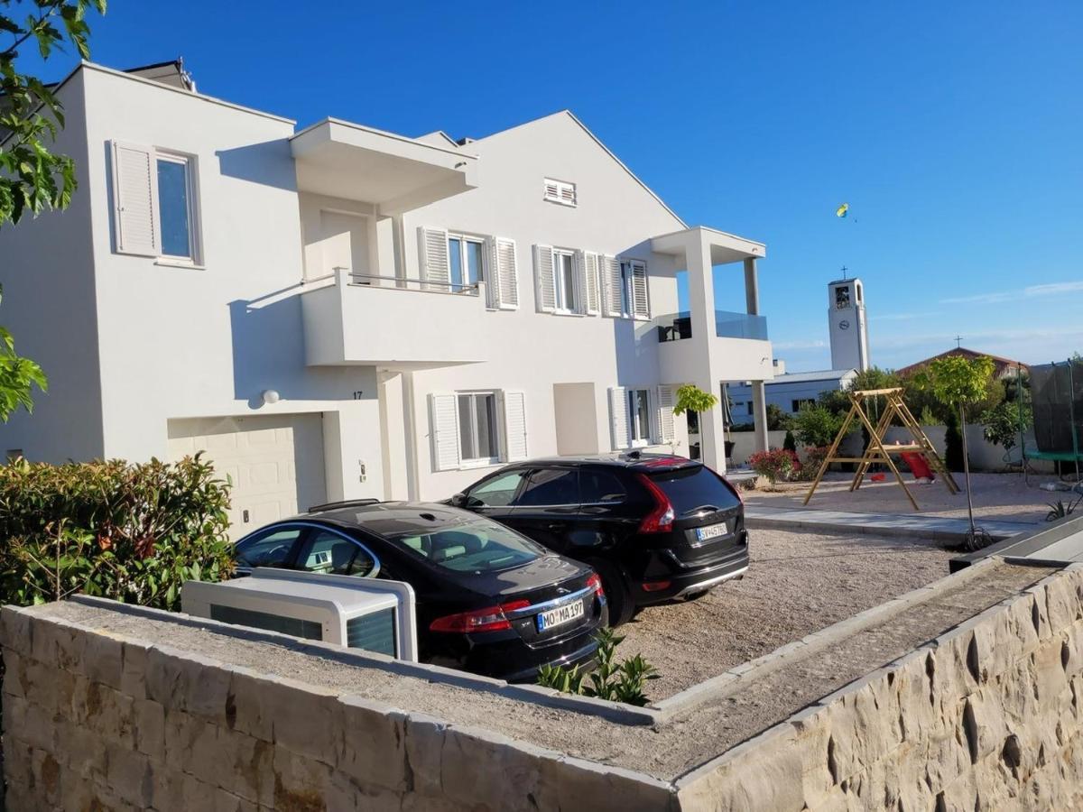 Appartement Haus Dalmatia With Heated Pool à Bibinje Extérieur photo