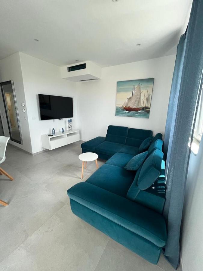 Appartement Haus Dalmatia With Heated Pool à Bibinje Extérieur photo